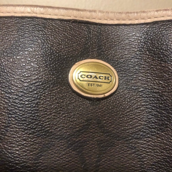 Coach Peyton signature shoulder bag - Picture 3 of 9
